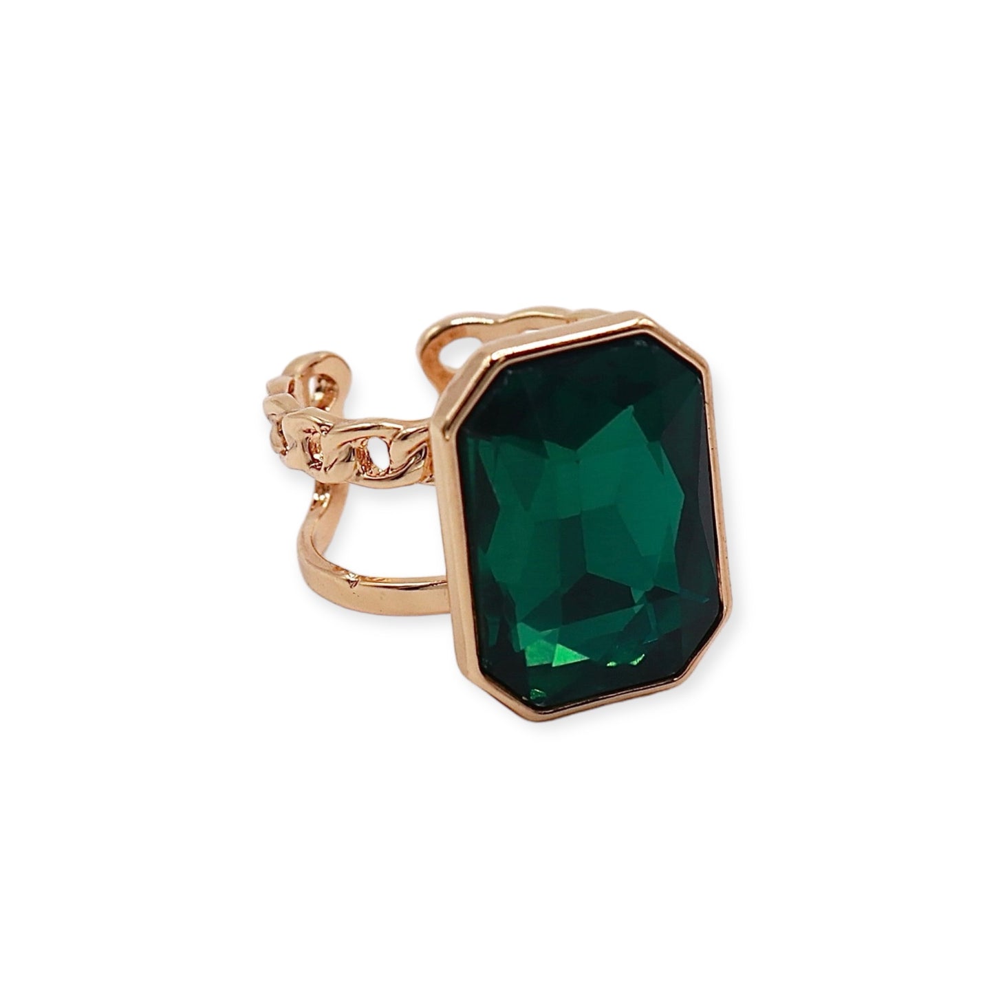 GREEN GEMSTONE RING