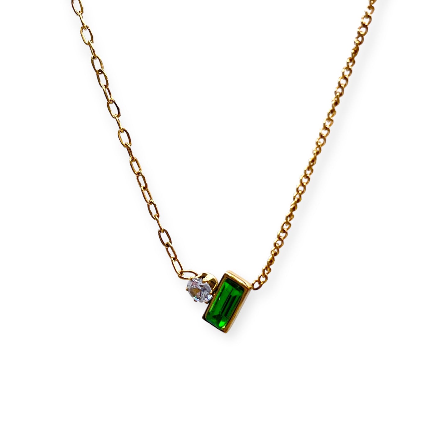 GREEN SQUARE NECKLACE