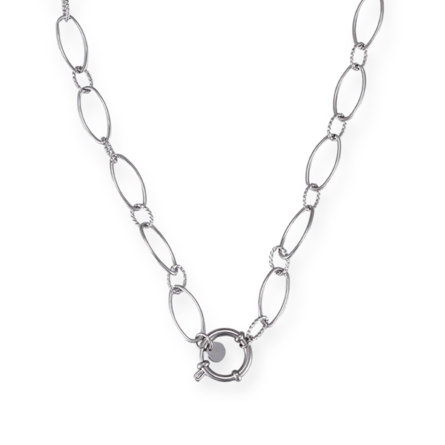 OVAL SILVER NECKLACE